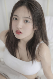 两个人一前一后融为一体表情包
