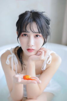 亚洲区色影